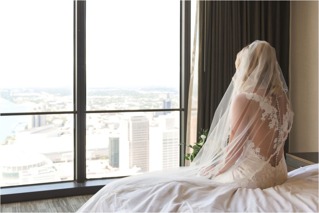 Erin Schmidt Photography | boho summer Waterview Lofts wedding | Metro Detroit wedding photographer | Where should I get ready for my wedding | wedding tips