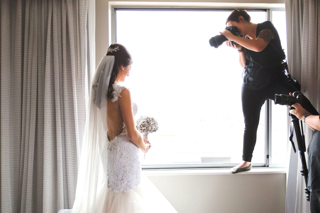 Erin Schmidt Photography | boho summer Waterview Lofts wedding | Metro Detroit wedding photographer | Where should I get ready for my wedding | wedding tips