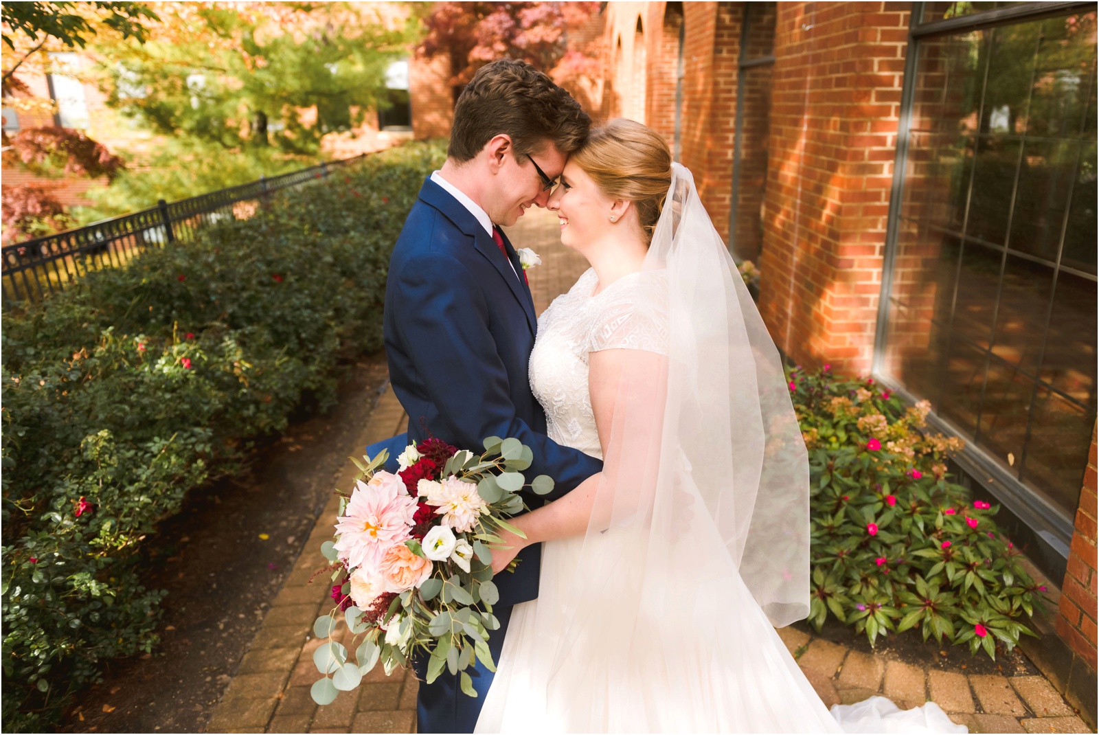 Erin Schmidt Photography | Plymouth Meeting House wedding | Metro Detroit wedding photographer | Michigan wedding photos