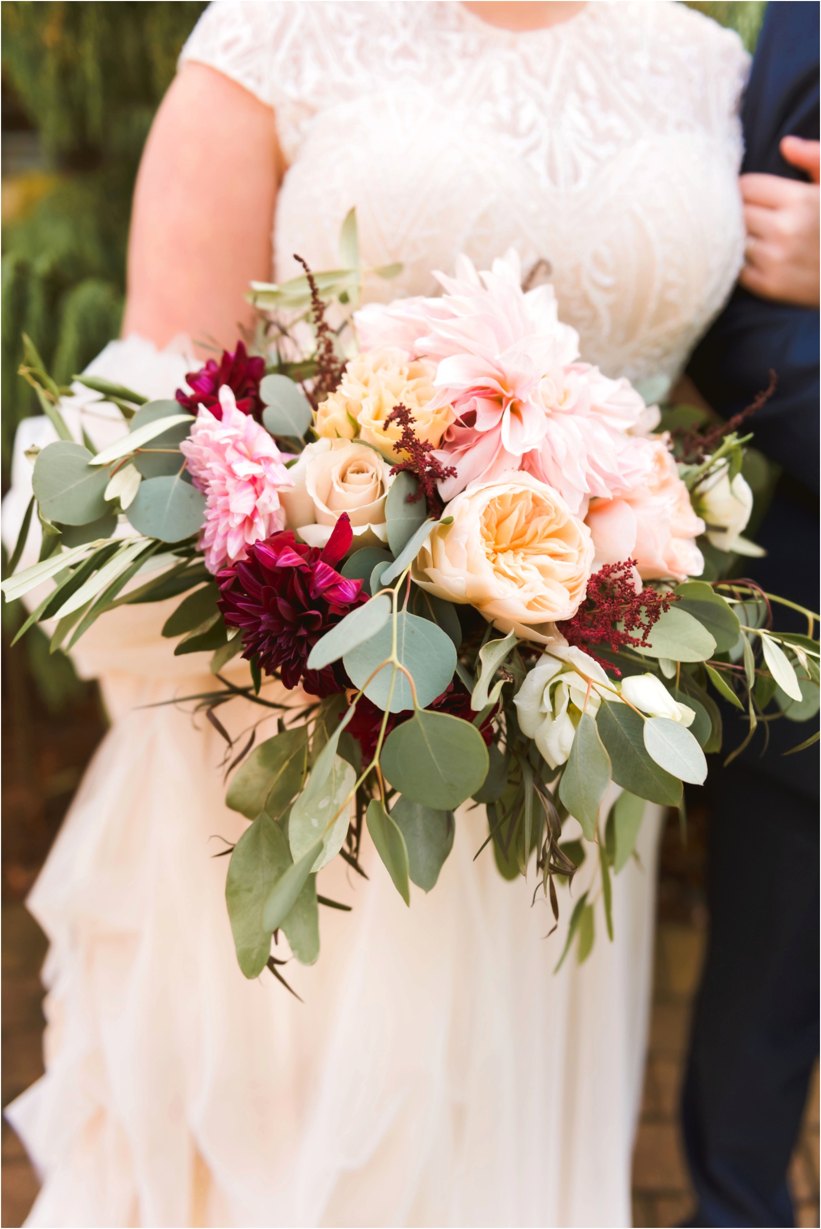 Erin Schmidt Photography | Plymouth Meeting House wedding | Metro Detroit wedding photographer | Michigan wedding photos