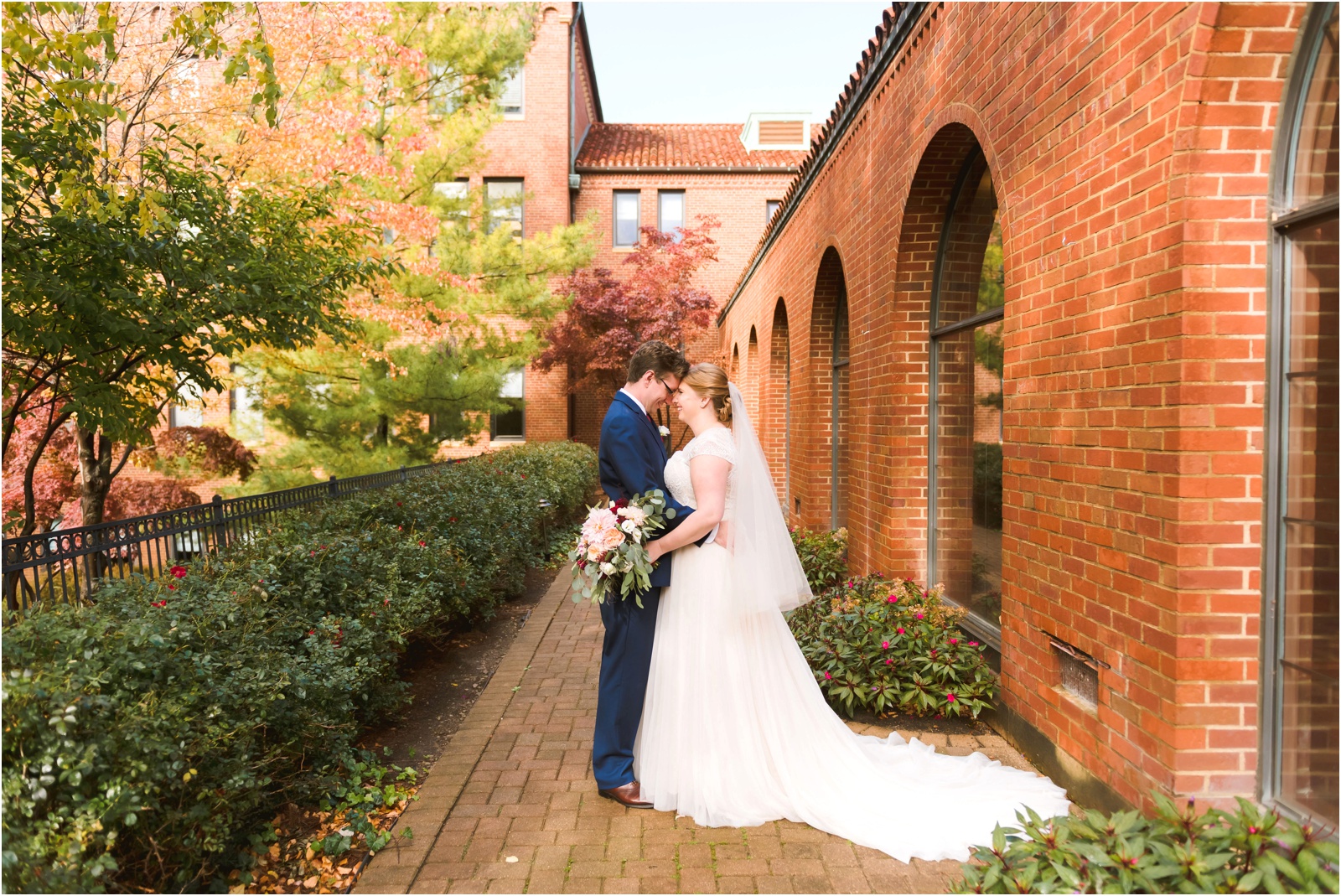 Erin Schmidt Photography | Plymouth Meeting House wedding | Metro Detroit wedding photographer | Michigan wedding photos
