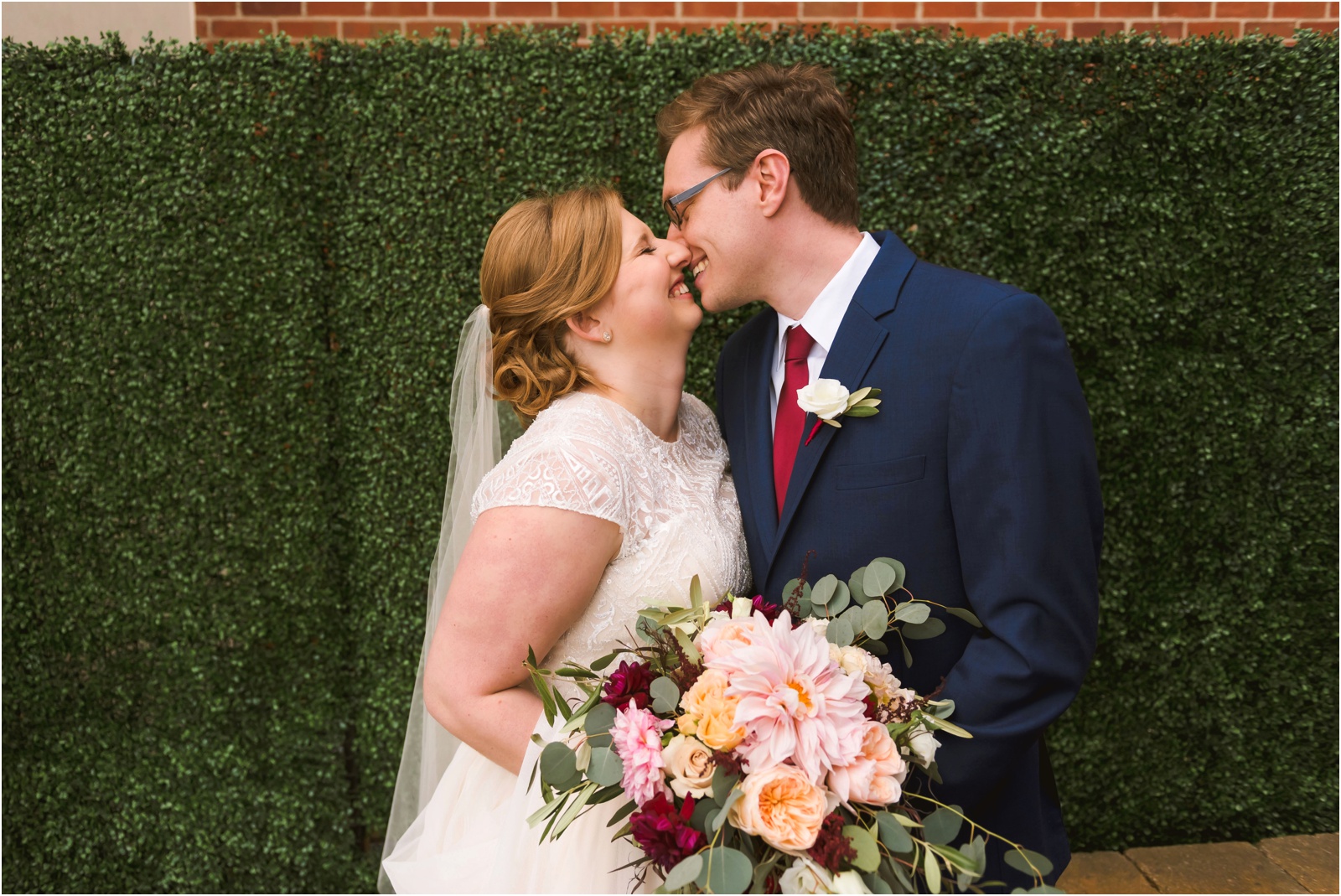 Erin Schmidt Photography | Plymouth Meeting House wedding | Metro Detroit wedding photographer | Michigan wedding photos