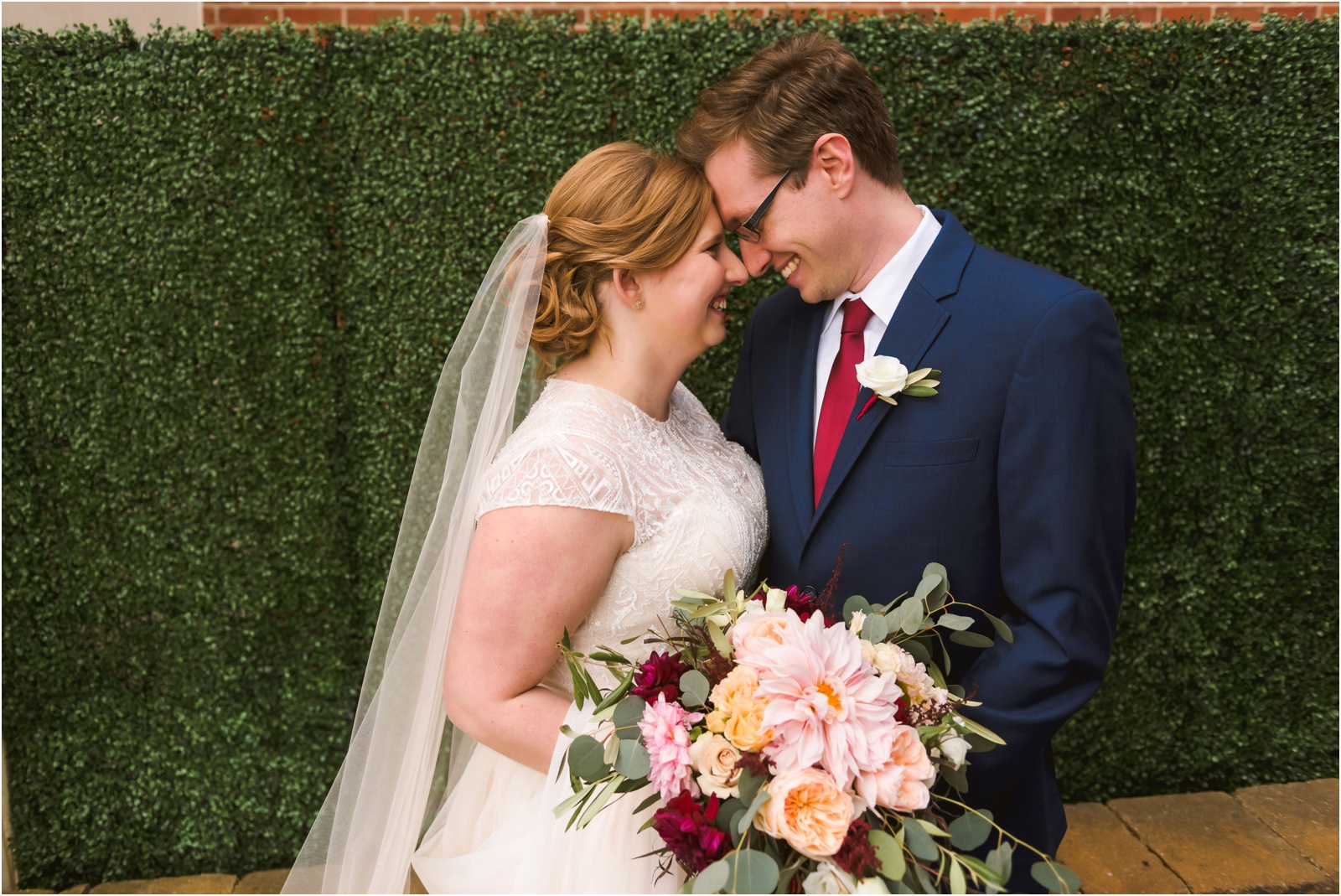 Erin Schmidt Photography | Plymouth Meeting House wedding | Metro Detroit wedding photographer | Michigan wedding photos
