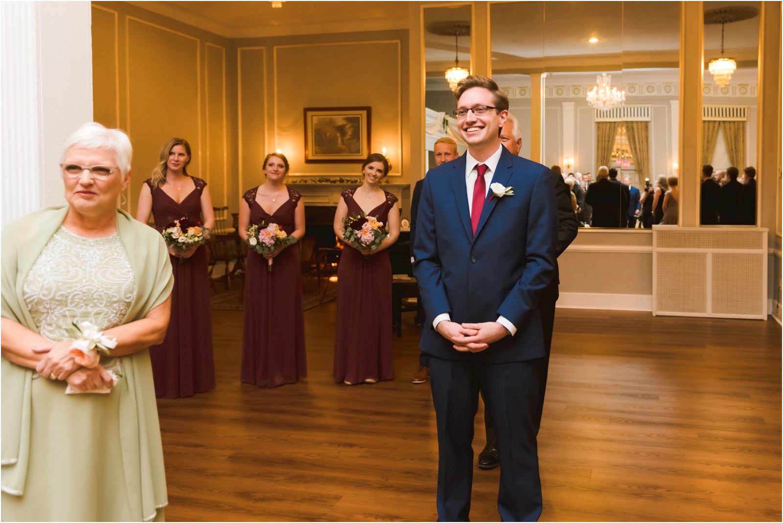 Erin Schmidt Photography | Plymouth Meeting House wedding | Metro Detroit wedding photographer | Michigan wedding photos