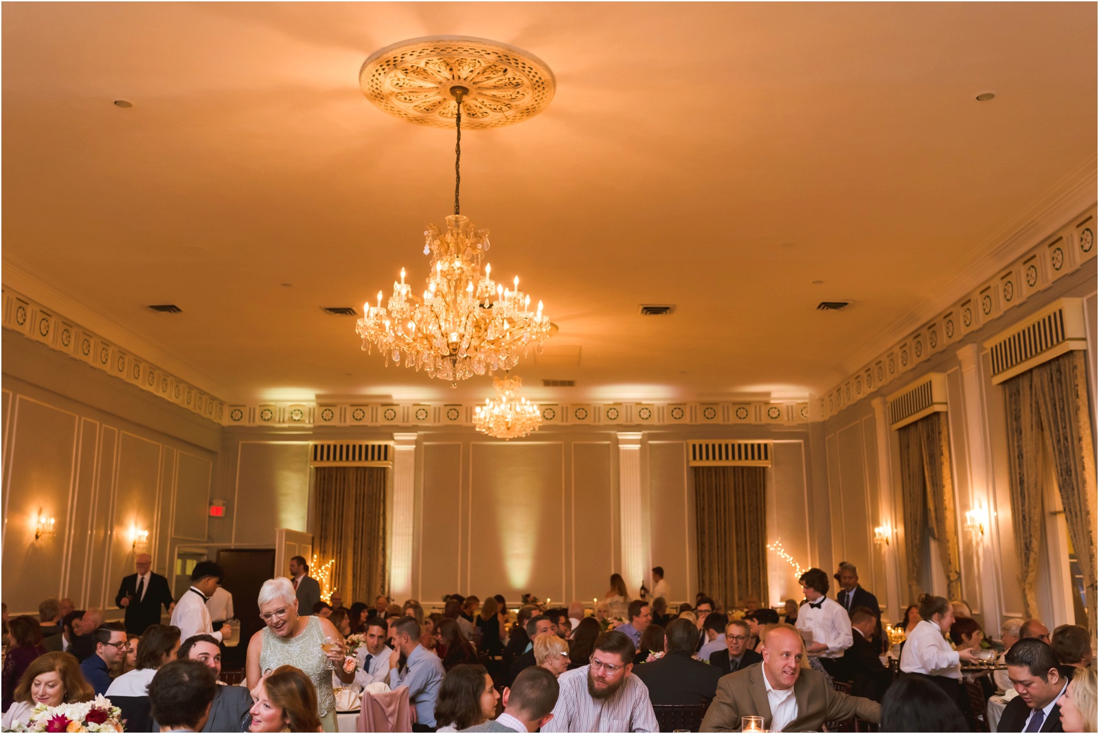 Erin Schmidt Photography | Plymouth Meeting House wedding | Metro Detroit wedding photographer | Michigan wedding photos