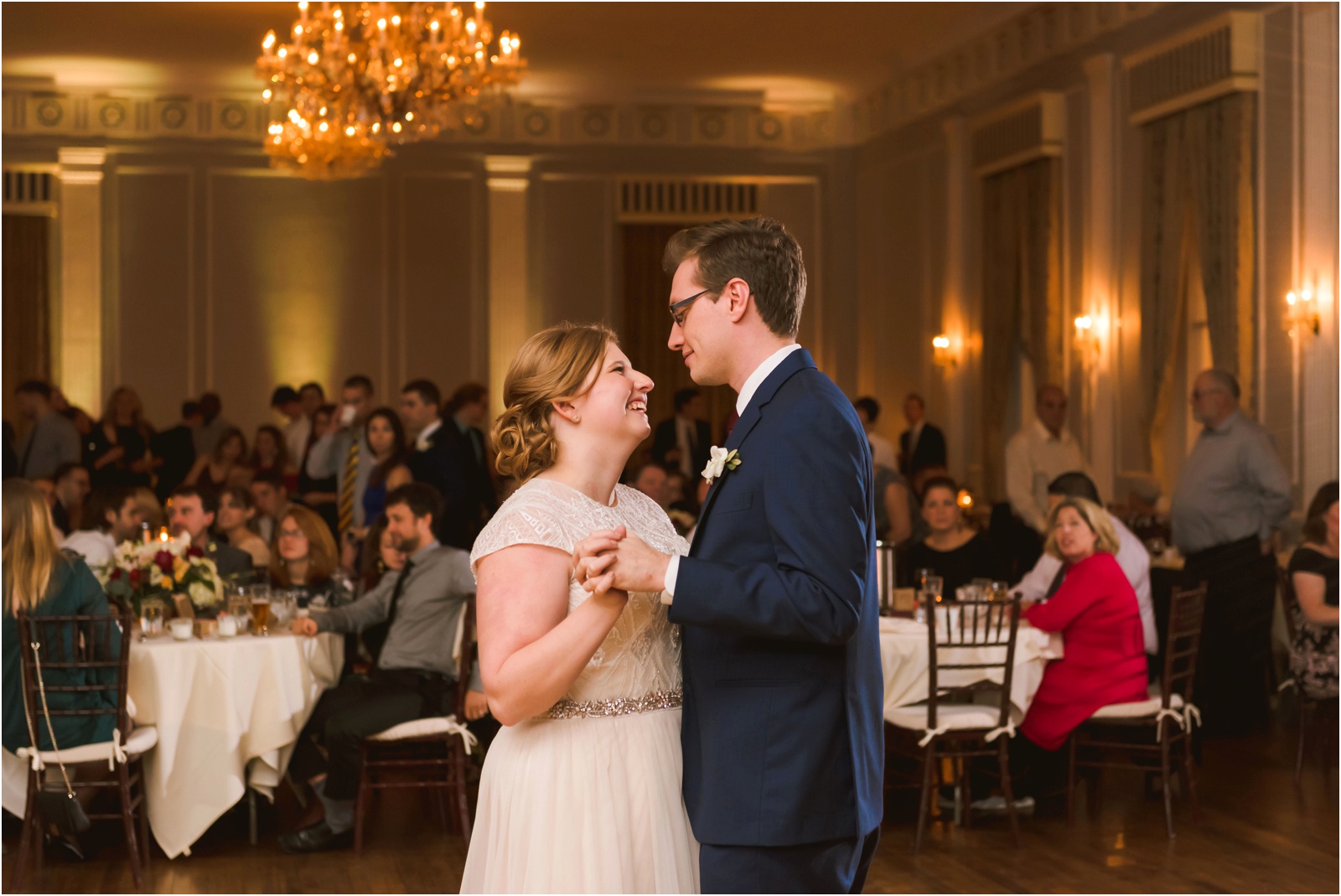 Erin Schmidt Photography | Plymouth Meeting House wedding | Metro Detroit wedding photographer | Michigan wedding photos