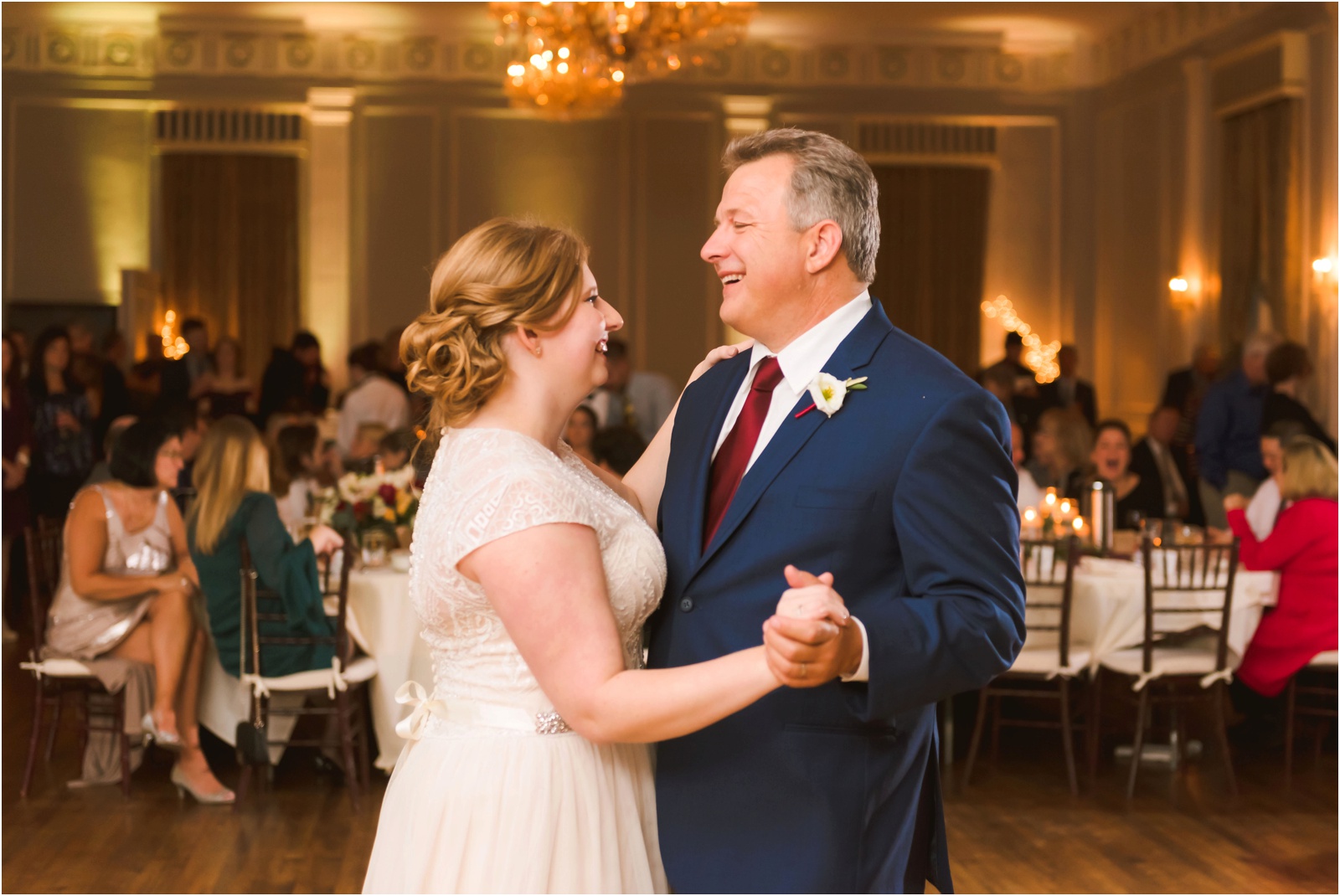 Erin Schmidt Photography | Plymouth Meeting House wedding | Metro Detroit wedding photographer | Michigan wedding photos