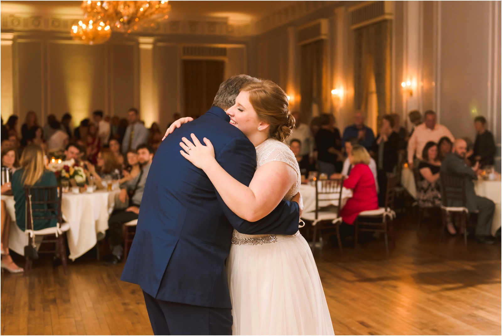 Erin Schmidt Photography | Plymouth Meeting House wedding | Metro Detroit wedding photographer | Michigan wedding photos
