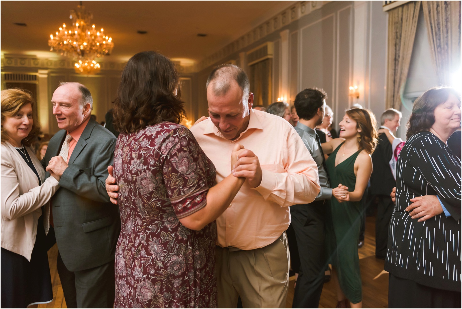 Erin Schmidt Photography | Plymouth Meeting House wedding | Metro Detroit wedding photographer | Michigan wedding photos