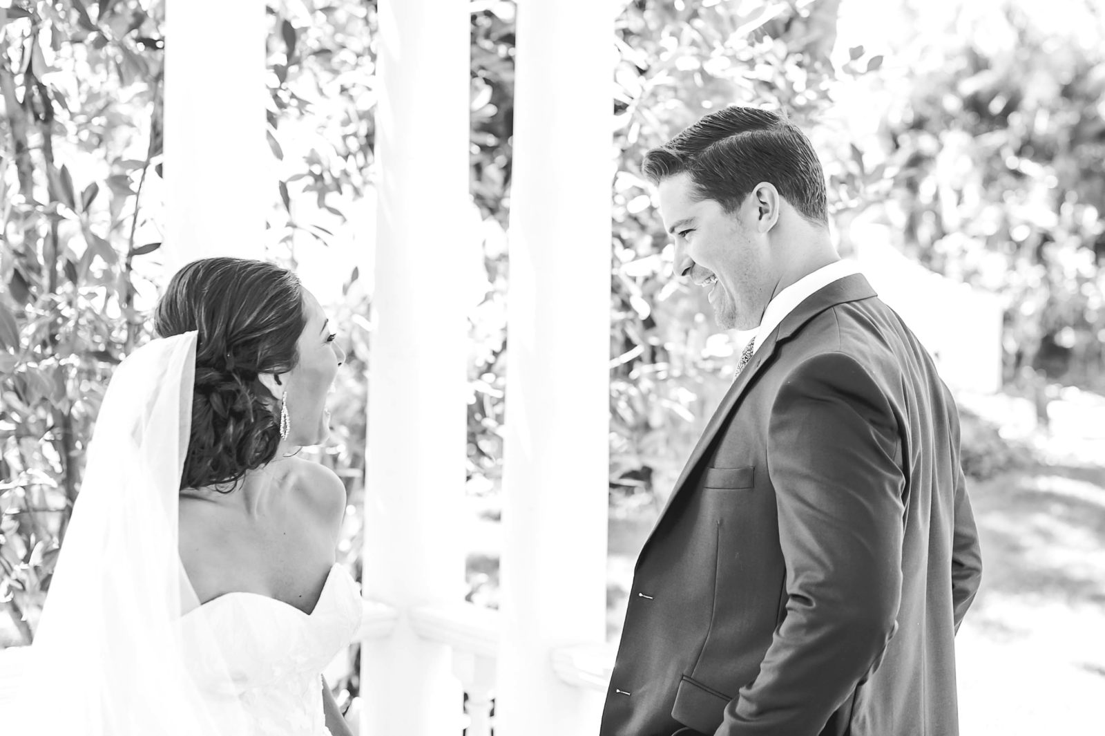 wedding first look reaction | erin schmidt photo | burroughs home wedding fort myers florida wedding photos | Fort Myers Florida wedding