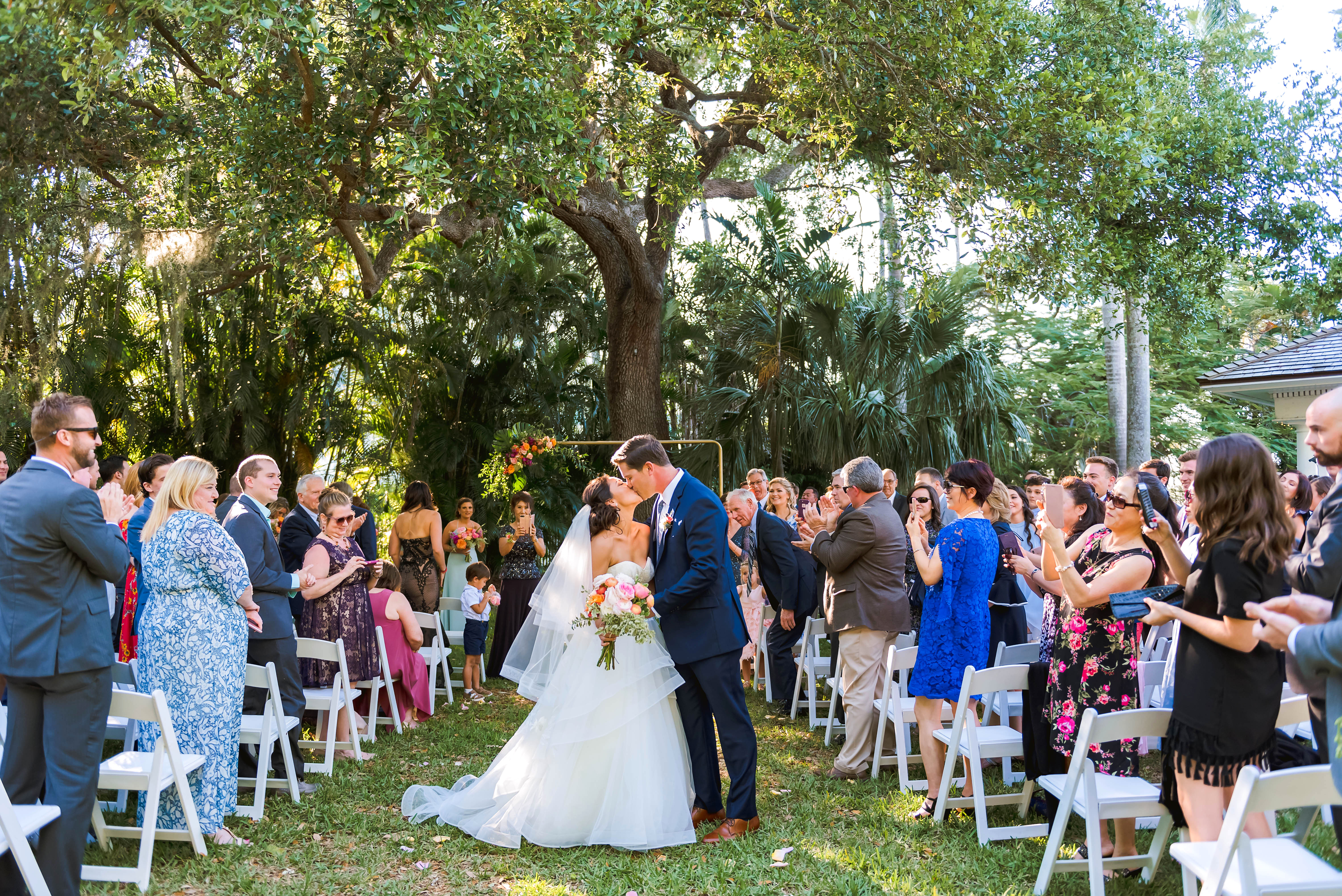 photo of wedding ceremony | erin schmidt photo | burroughs home wedding fort myers florida wedding photos