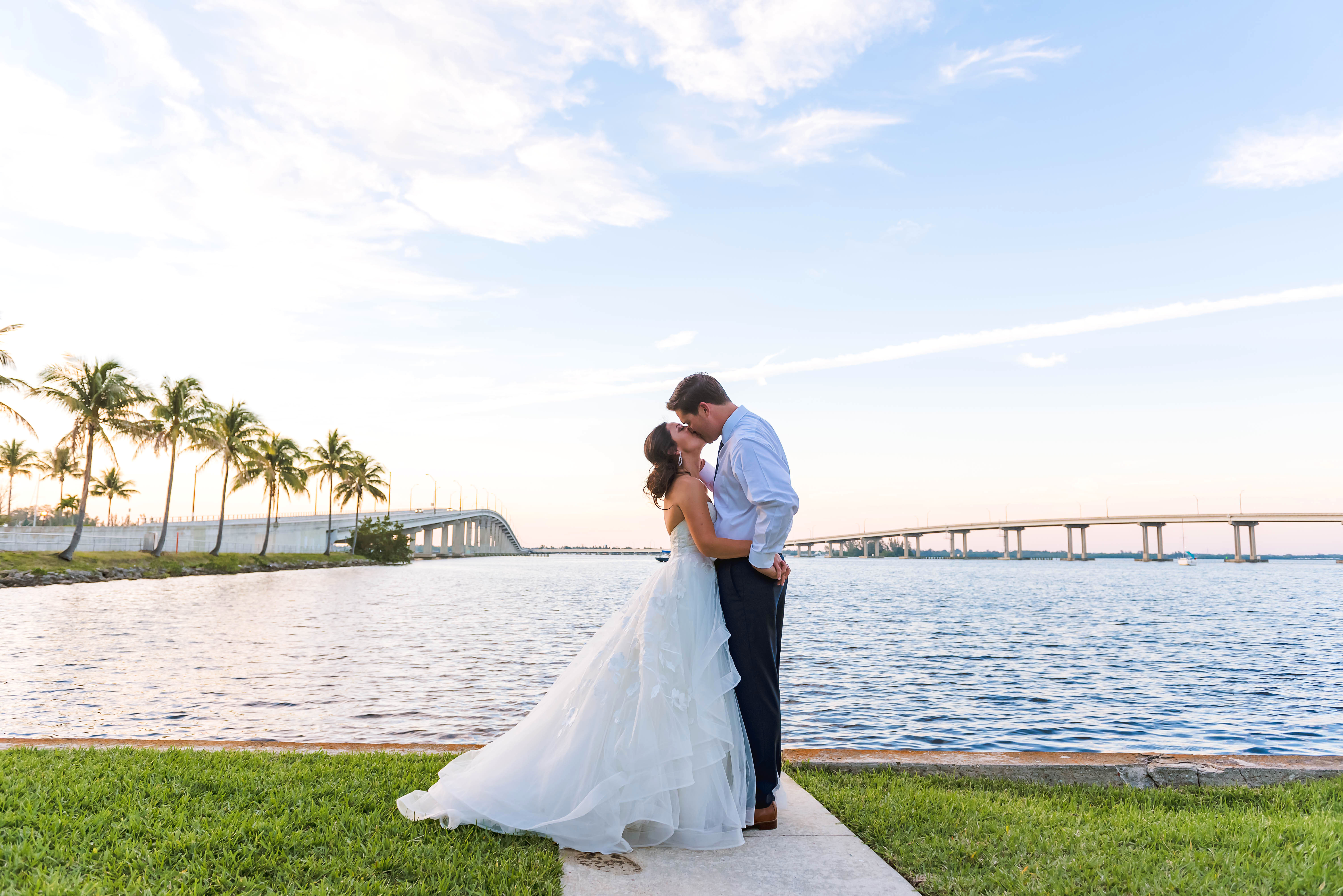 photo of wedding couple at burroughs home fort myers florida | erin schmidt photo | burroughs home wedding fort myers florida wedding photos