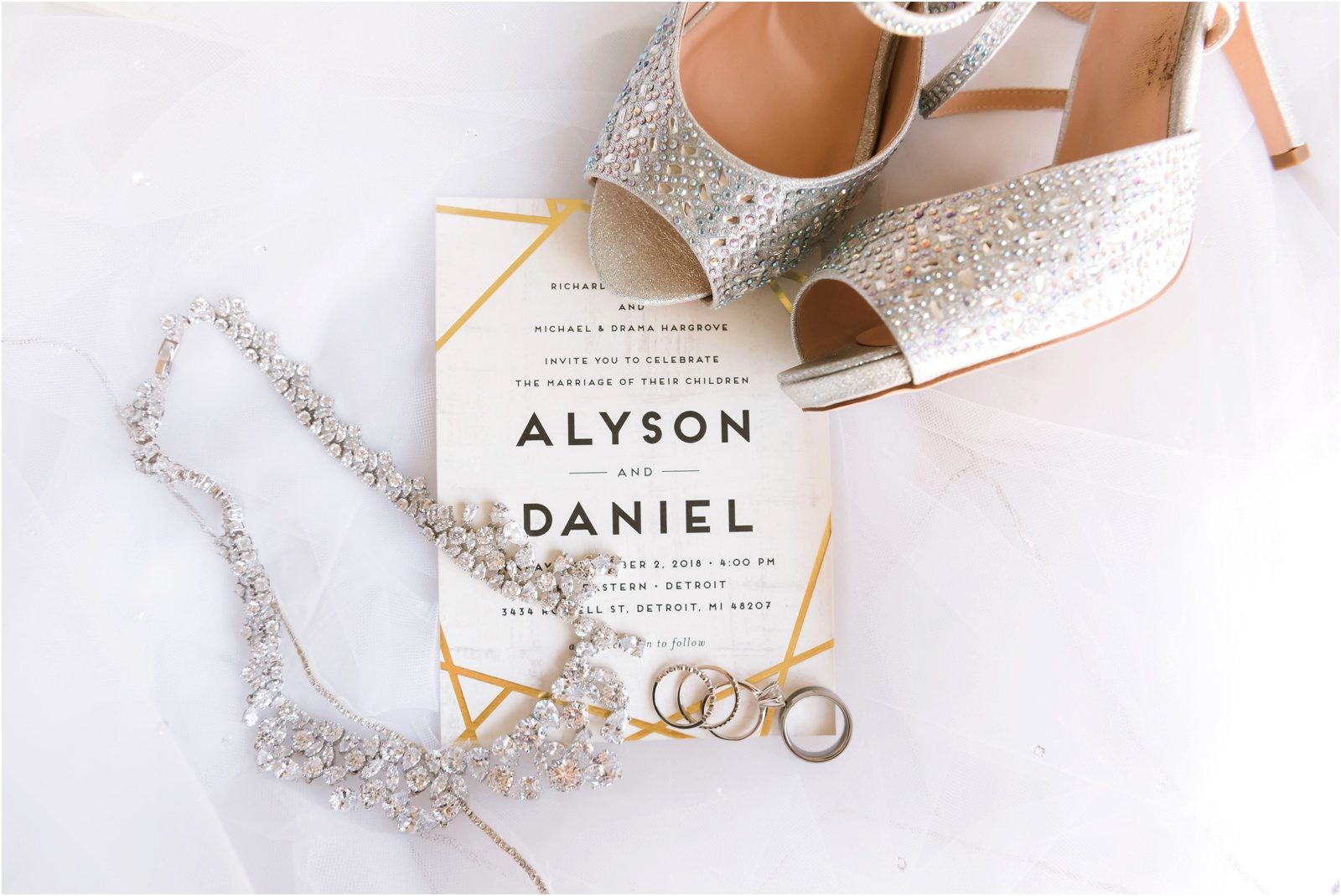 Erin Schmidt Photography | an intimate wedding at The Eastern Detroit | Metro Detroit wedding photographer