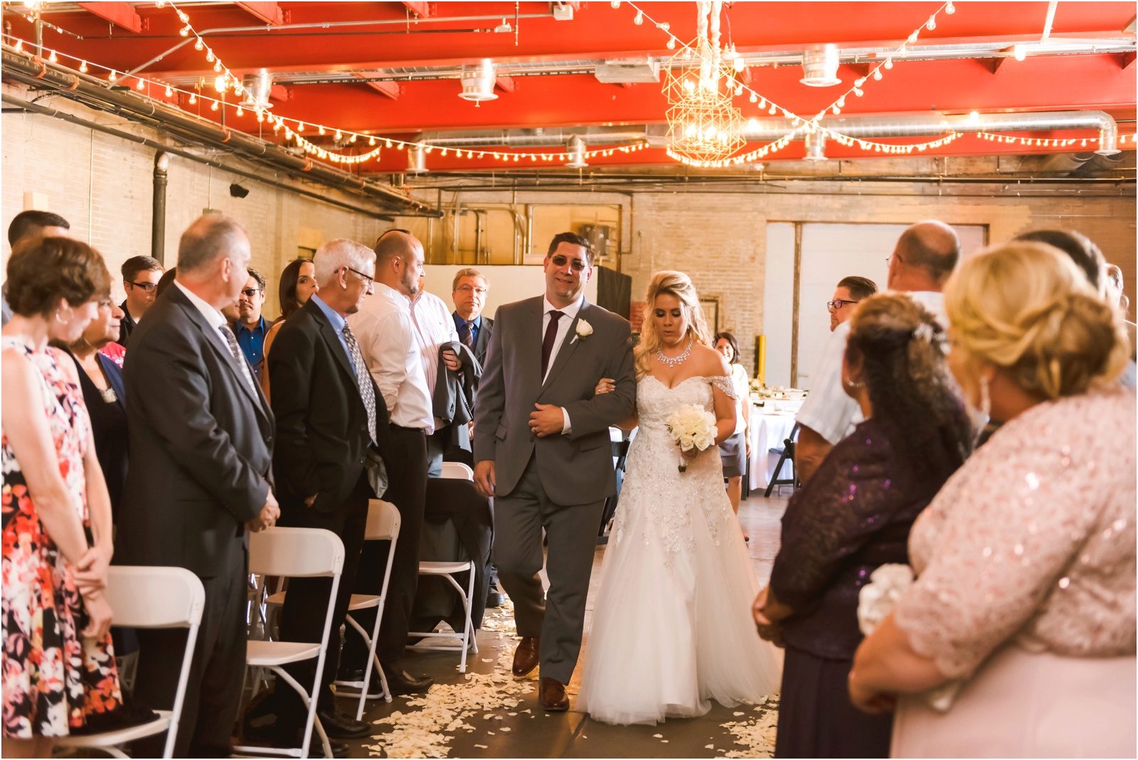 Erin Schmidt Photography | an intimate wedding at The Eastern Detroit | Metro Detroit wedding photographer