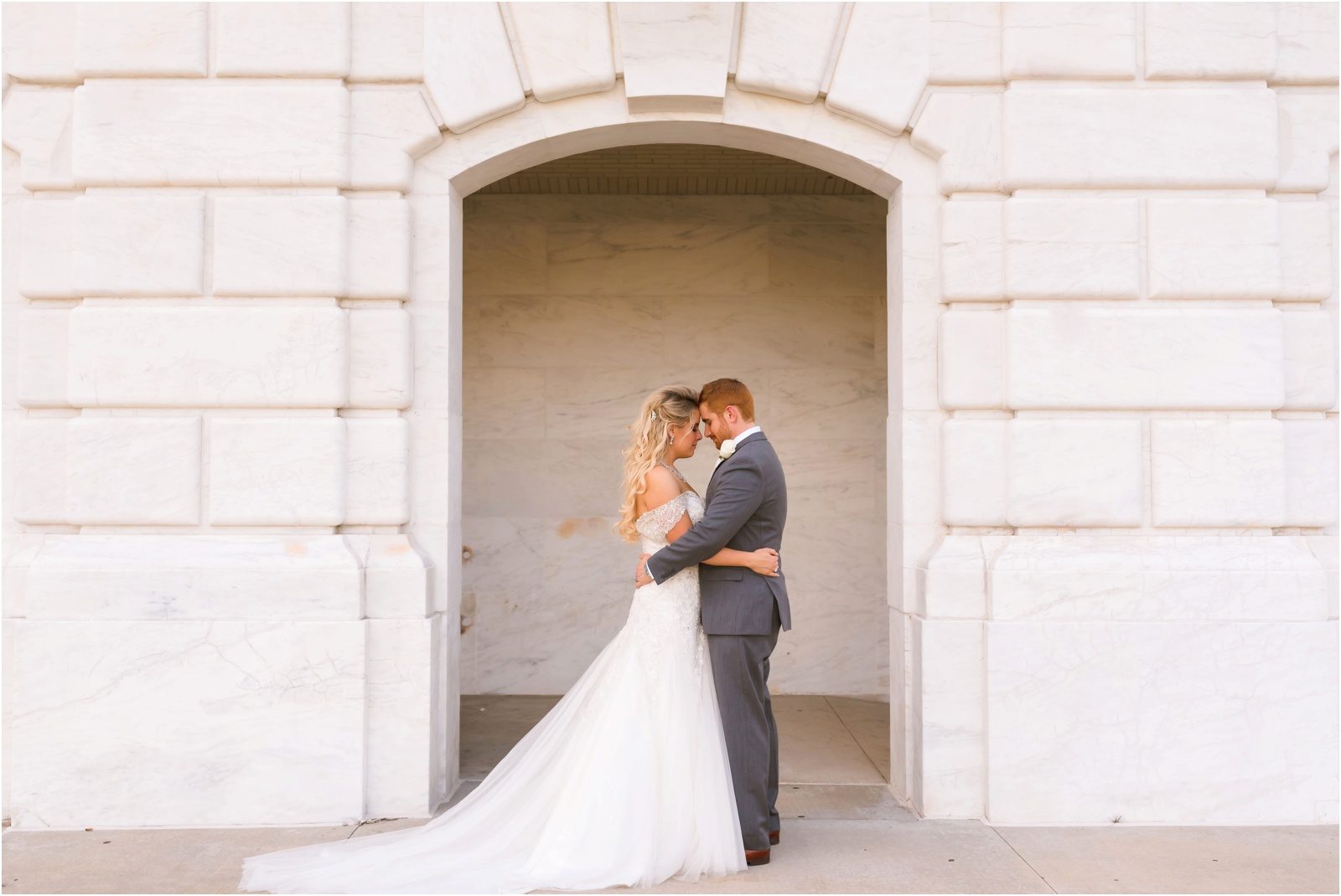 Erin Schmidt Photography | an intimate wedding at The Eastern Detroit | Metro Detroit wedding photographer