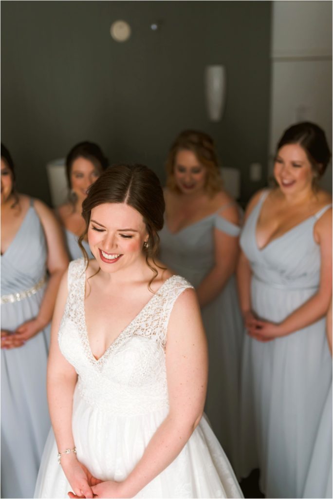 Erin Schmidt Photography | Ann Arbor spring greenery wedding | Metro Detroit wedding photographer