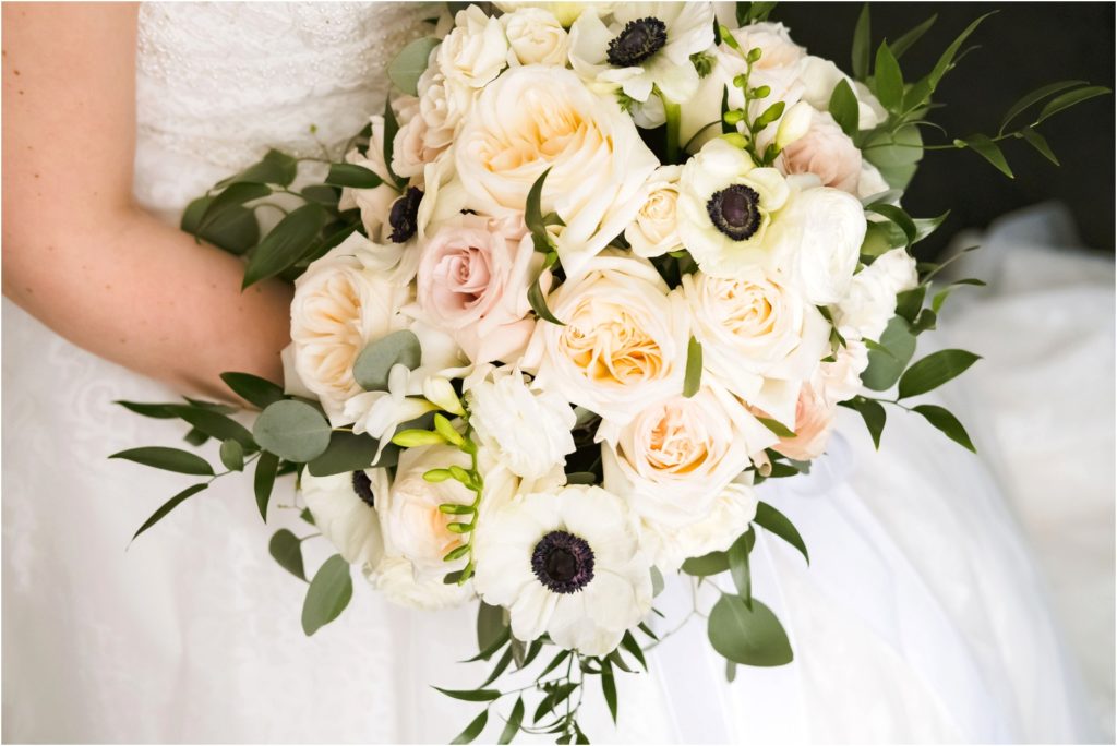 Erin Schmidt Photography | Ann Arbor spring greenery wedding | Metro Detroit wedding photographer