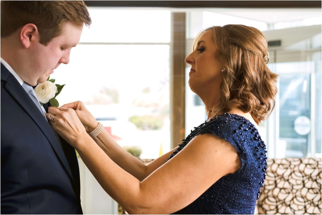 Erin Schmidt Photography | Ann Arbor spring greenery wedding | Metro Detroit wedding photographer