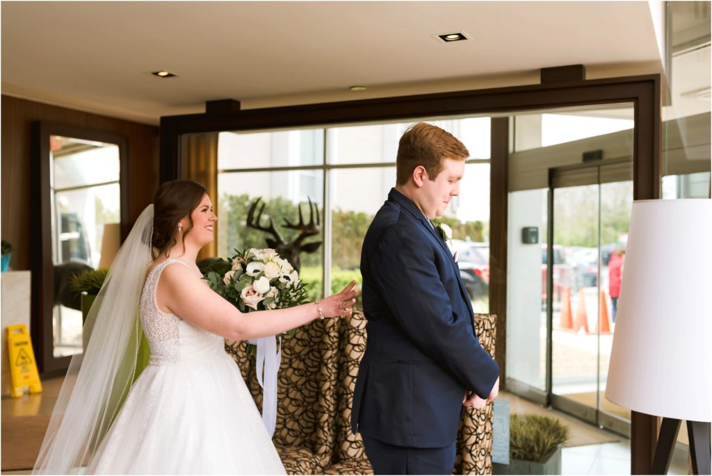 Erin Schmidt Photography | Ann Arbor spring greenery wedding | Metro Detroit wedding photographer