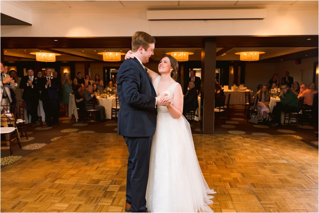 Erin Schmidt Photography | Ann Arbor spring greenery wedding | Metro Detroit wedding photographer