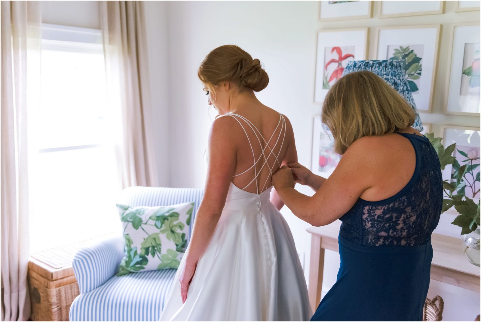 Erin Schmidt Photography | spring Cornman Farms wedding | Metro Detroit wedding photographer | Cornman Farms wedding photos