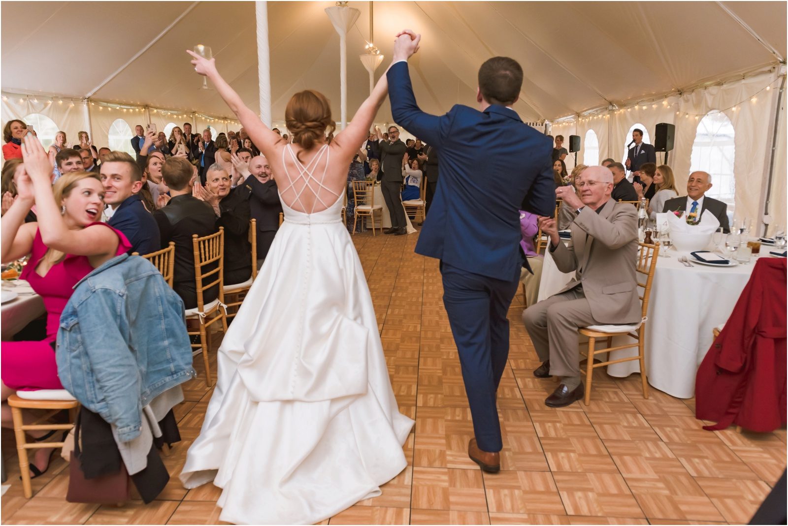 Erin Schmidt Photography | spring Cornman Farms wedding | Metro Detroit wedding photographer | Cornman Farms wedding photos