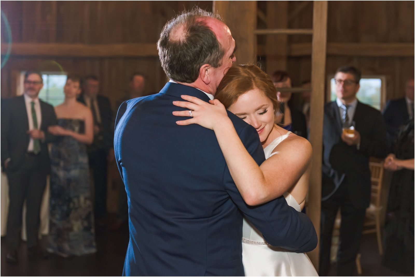 Erin Schmidt Photography | spring Cornman Farms wedding | Metro Detroit wedding photographer | Cornman Farms wedding photos