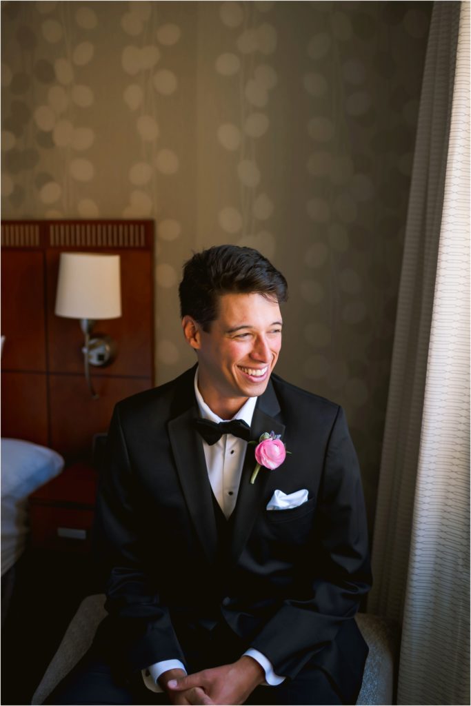 Erin Schmidt Photography | Metro Detroit wedding photographer | summer Lovett Hall wedding