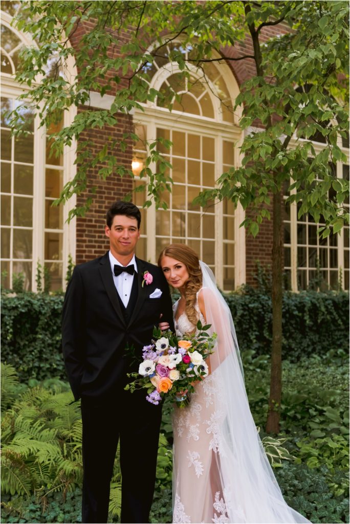 Erin Schmidt Photography | Metro Detroit wedding photographer | summer Lovett Hall wedding