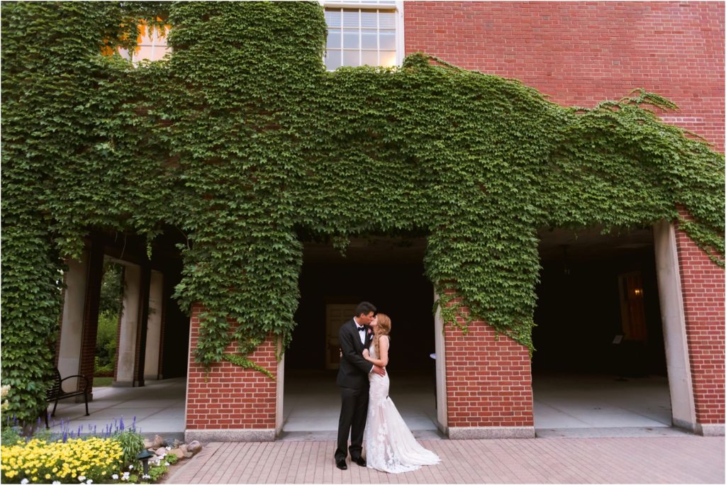 Erin Schmidt Photography | Metro Detroit wedding photographer | summer Lovett Hall wedding