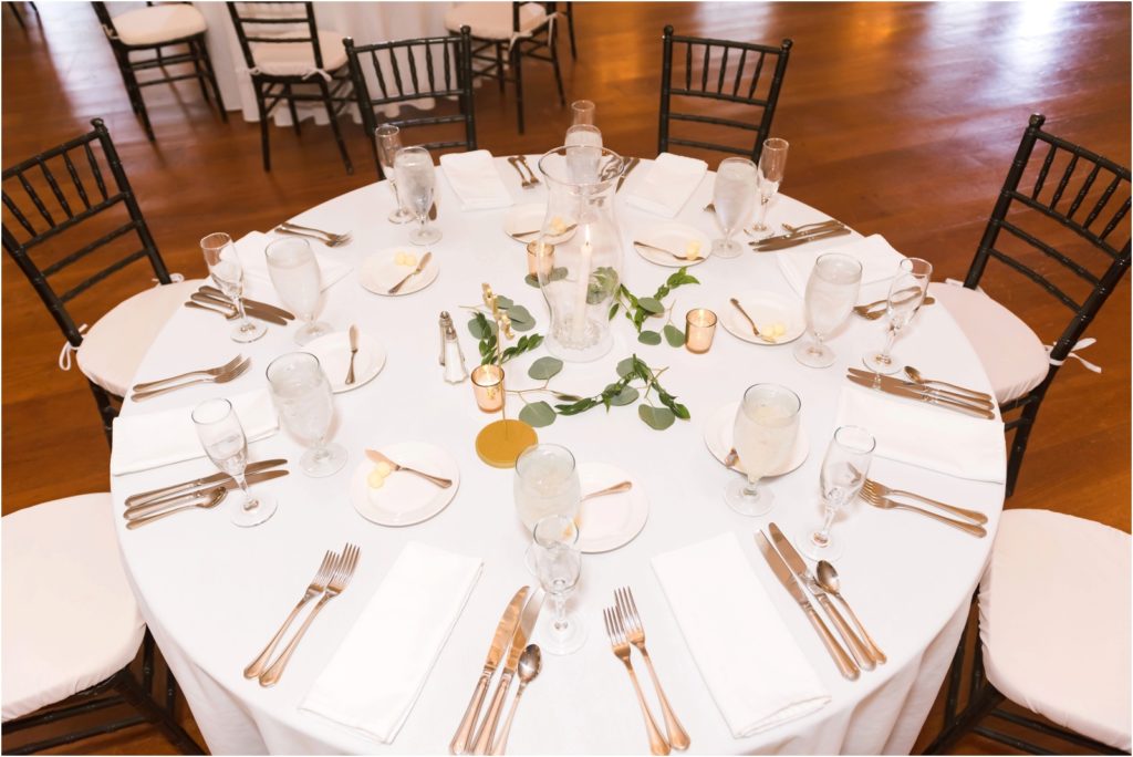 Erin Schmidt Photography | Metro Detroit wedding photographer | summer Lovett Hall wedding