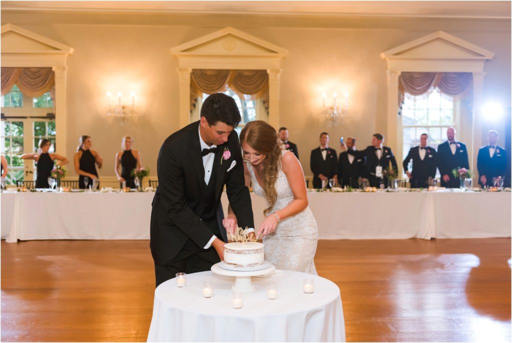 Erin Schmidt Photography | Metro Detroit wedding photographer | summer Lovett Hall wedding