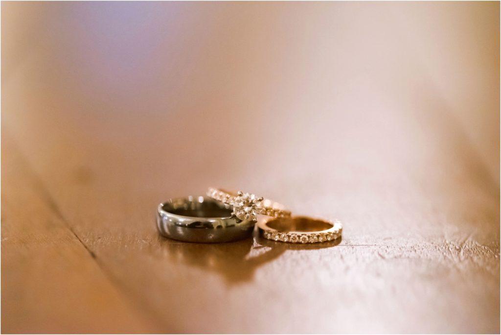 Erin Schmidt Photography | Metro Detroit wedding photographer | summer Lovett Hall wedding