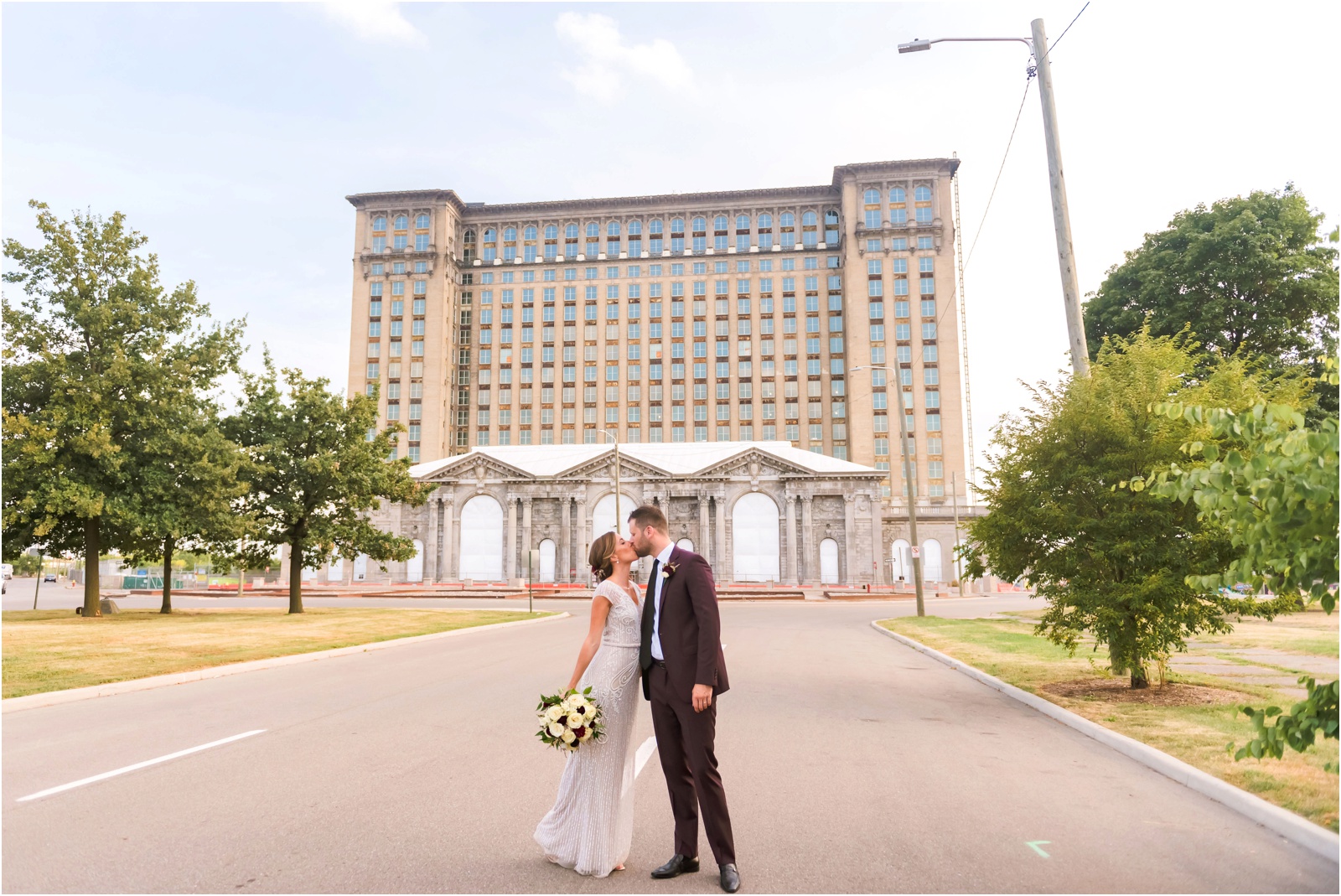 Erin Schmidt Photography | Whitney Detroit Elopement | Metro Detroit wedding photographer