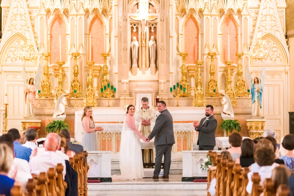 Erin Schmidt Photography | summer Eastern Market wedding | Shinola Hotel wedding | Metro Detroit wedding photographer