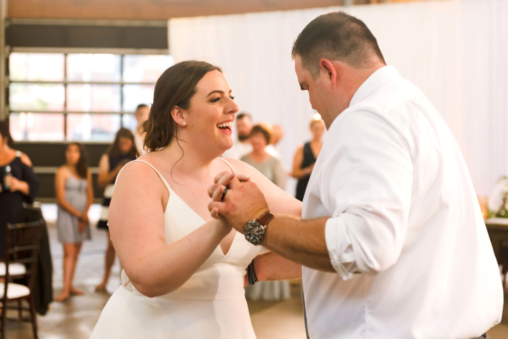 Erin Schmidt Photography | summer Eastern Market wedding | Shinola Hotel wedding | Metro Detroit wedding photographer