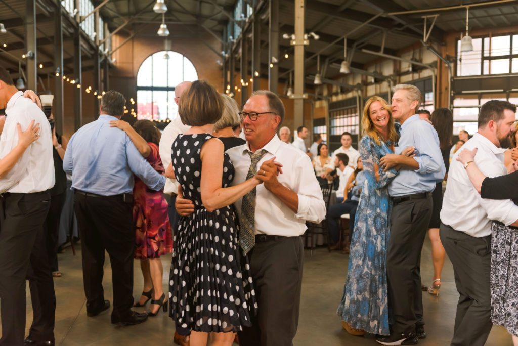 Erin Schmidt Photography | summer Eastern Market wedding | Shinola Hotel wedding | Metro Detroit wedding photographer