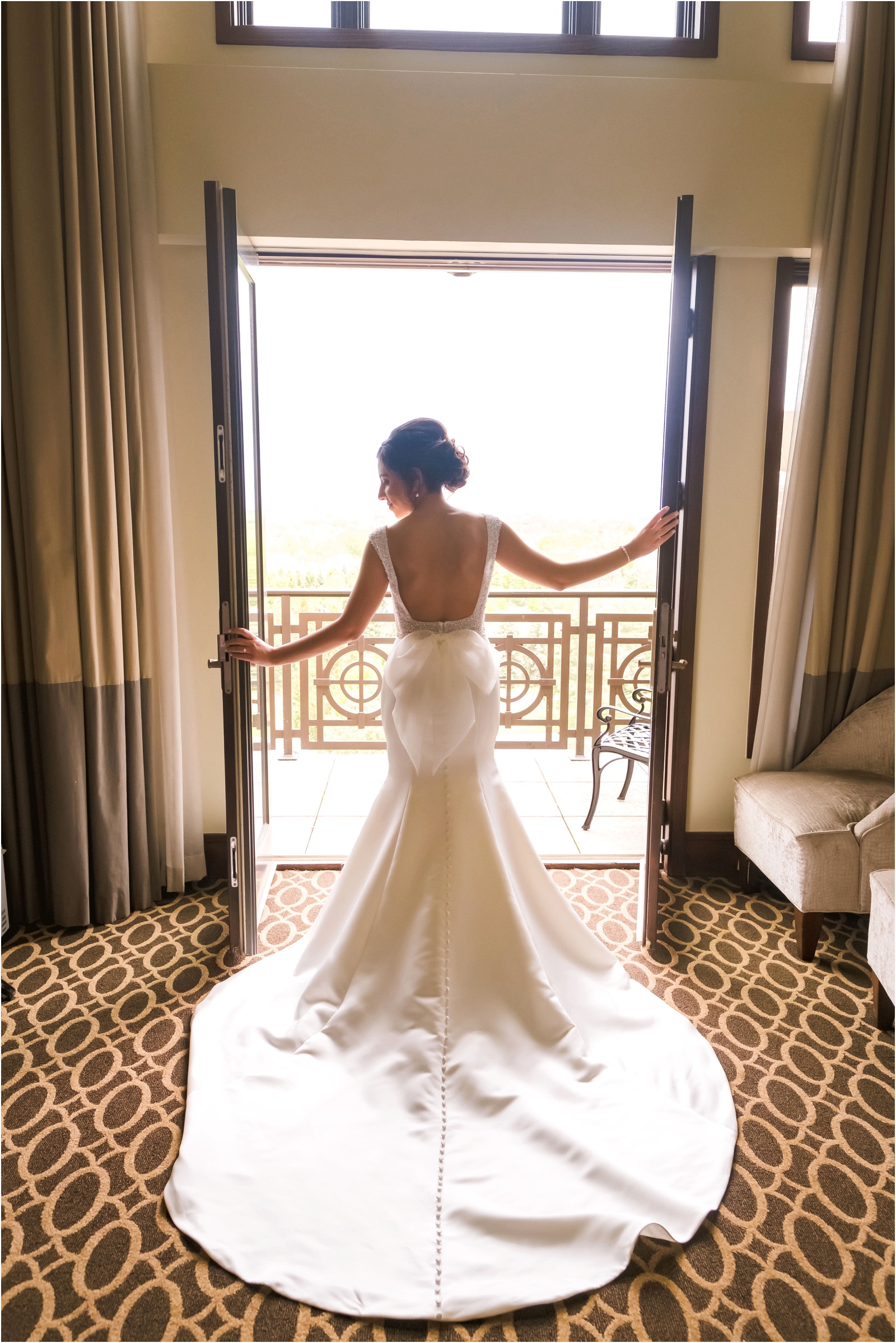 Erin Schmidt Photography | spring Inn at St. John's wedding | Metro Detroit wedding photographer