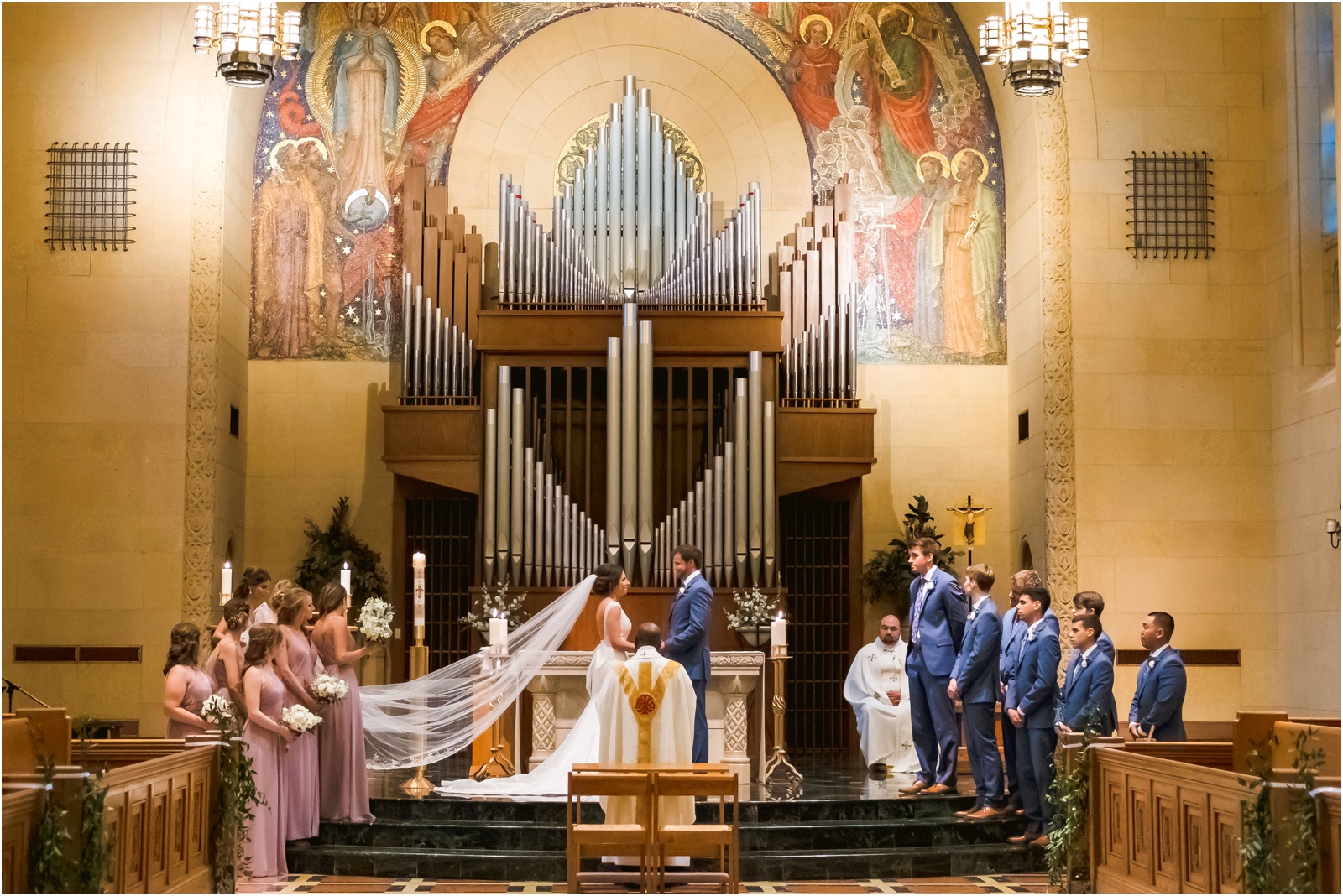 Erin Schmidt Photography | spring Inn at St. John's wedding | Metro Detroit wedding photographer