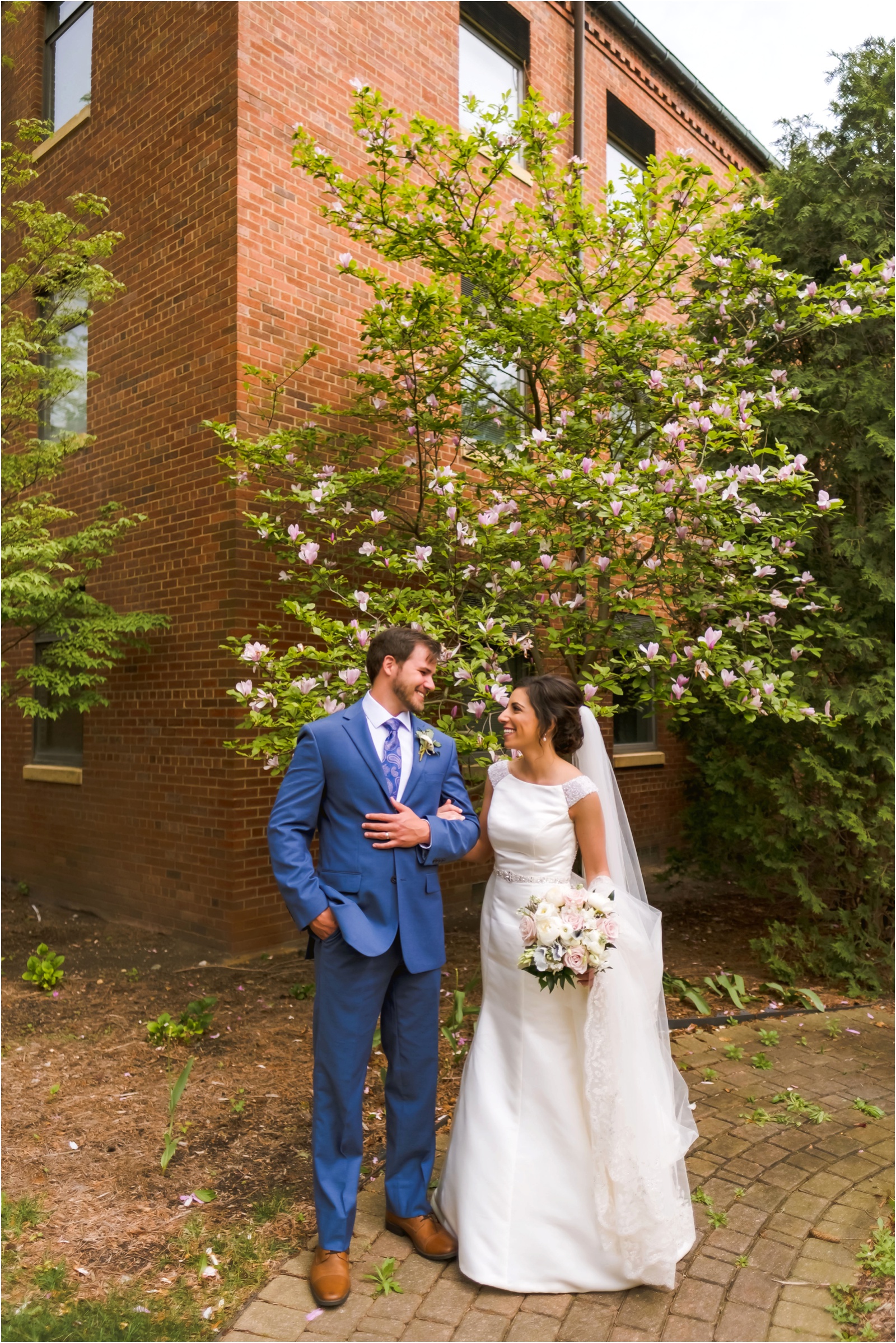 Erin Schmidt Photography | spring Inn at St. John's wedding | Metro Detroit wedding photographer