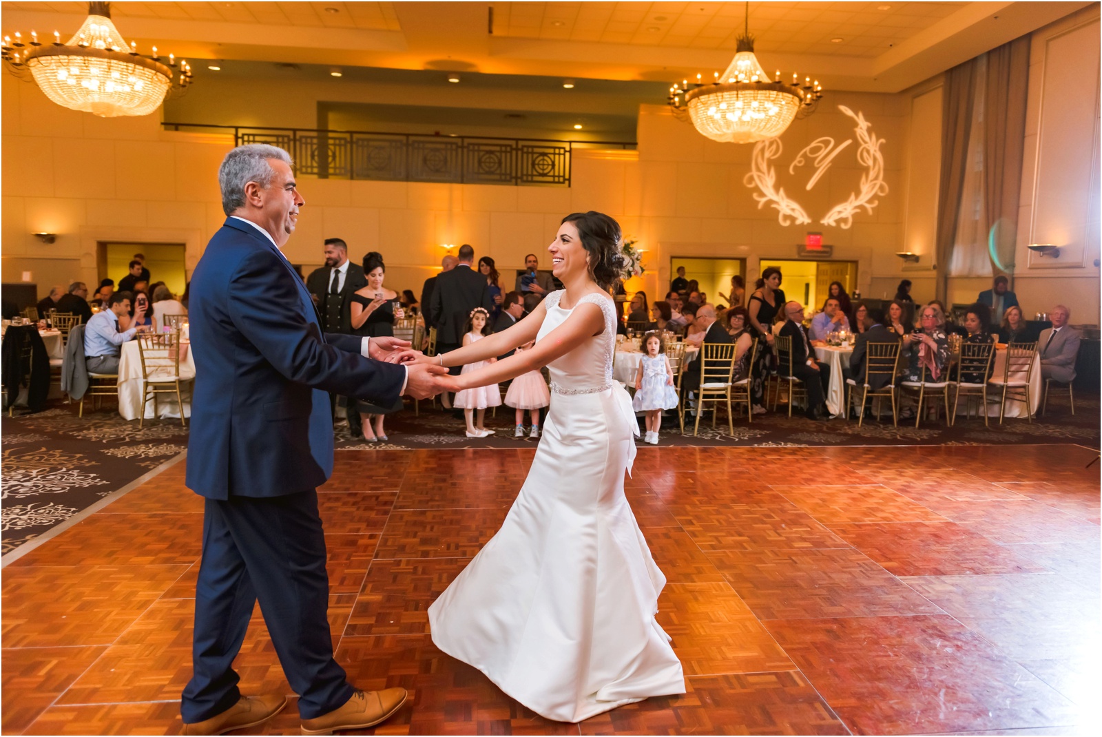 Erin Schmidt Photography | spring Inn at St. John's wedding | Metro Detroit wedding photographer