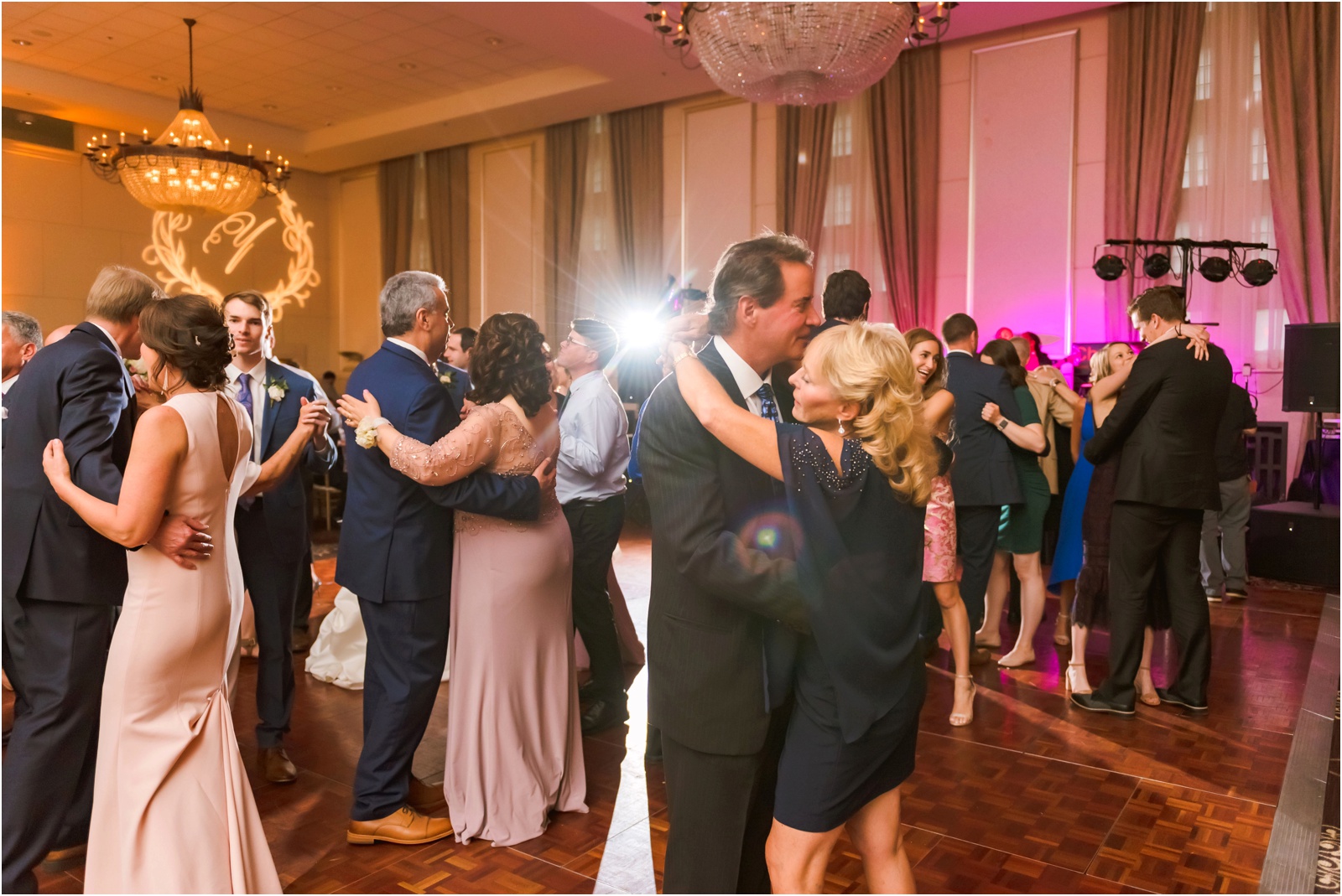 Erin Schmidt Photography | spring Inn at St. John's wedding | Metro Detroit wedding photographer