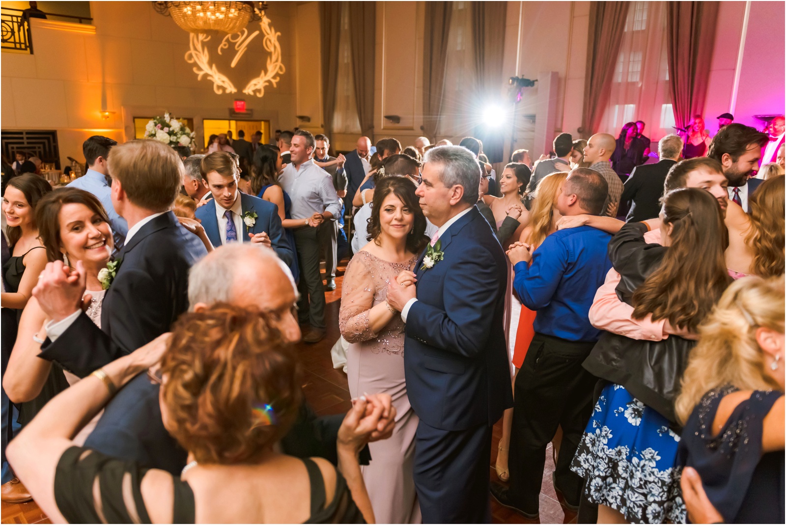 Erin Schmidt Photography | spring Inn at St. John's wedding | Metro Detroit wedding photographer