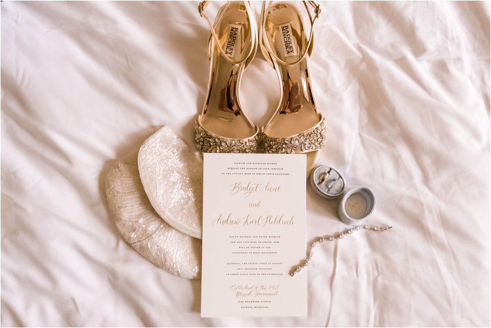 Erin Schmidt Photography | glamorous Detroit Athletic Club wedding photos | Metro Detroit wedding photographer