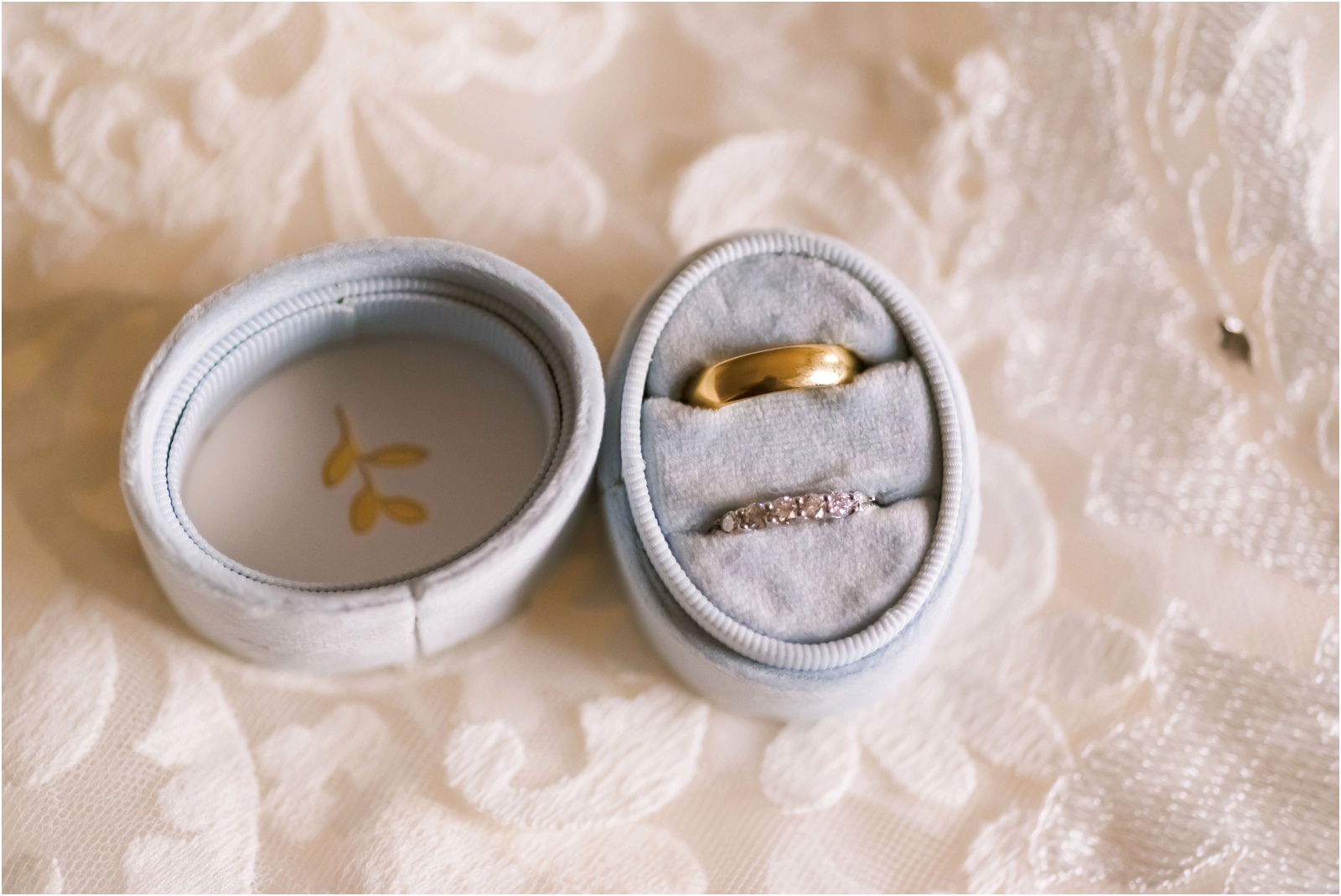 Erin Schmidt Photography | glamorous Detroit Athletic Club wedding photos | Metro Detroit wedding photographer