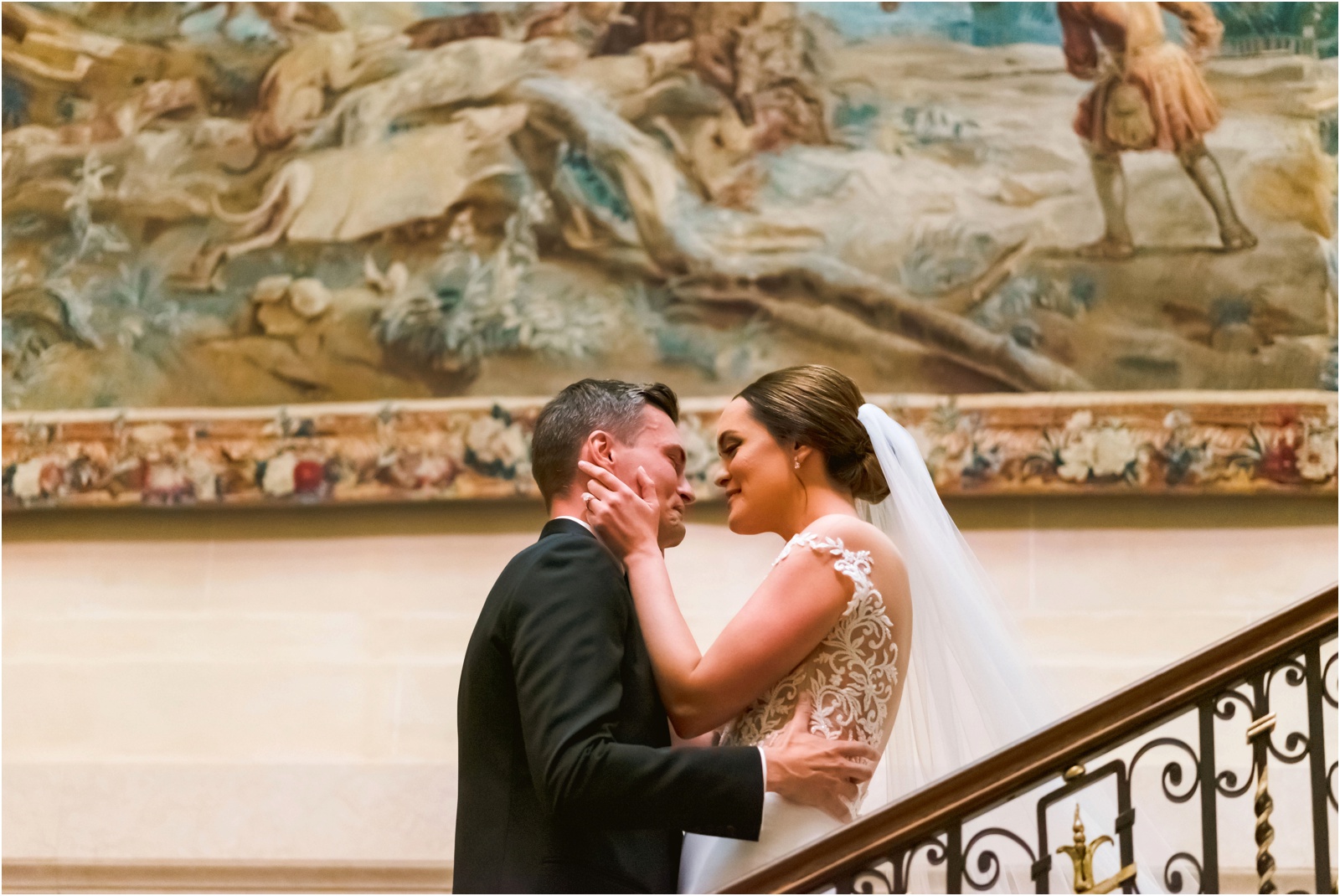 Erin Schmidt Photography | glamorous Detroit Athletic Club wedding photos | Metro Detroit wedding photographer