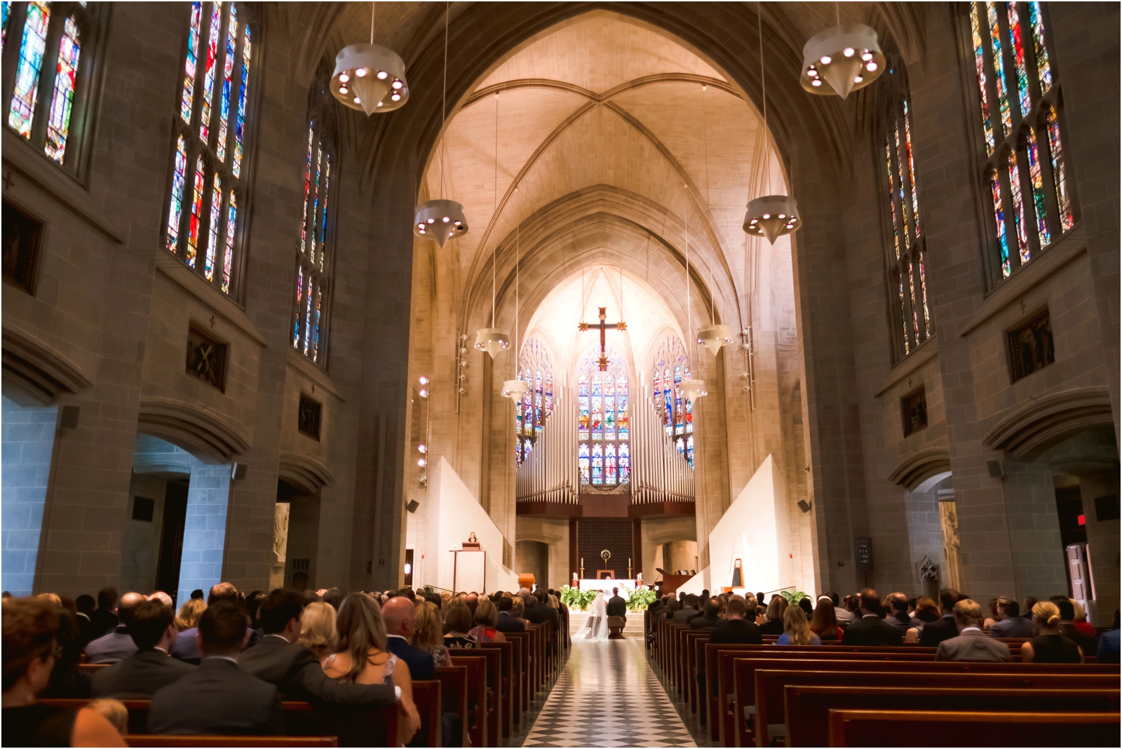 Erin Schmidt Photography | glamorous Detroit Athletic Club wedding photos | Metro Detroit wedding photographer