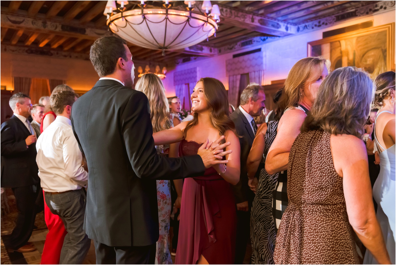 Erin Schmidt Photography | glamorous Detroit Athletic Club wedding photos | Metro Detroit wedding photographer