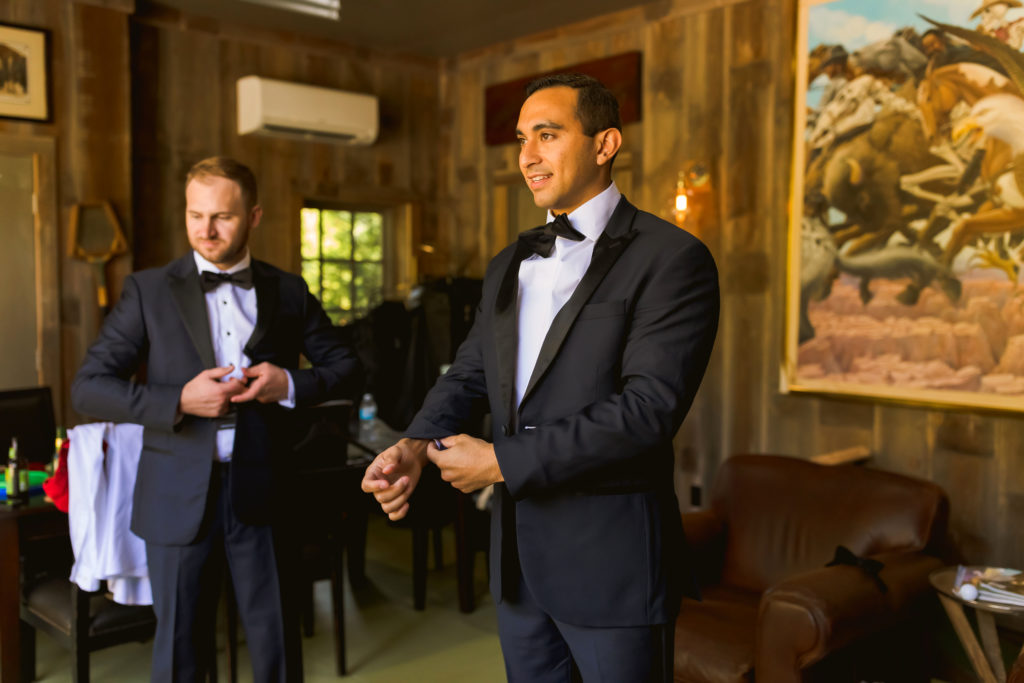 Erin Schmidt Photography | Metro Detroit Wedding Photographer | Cushing Field House wedding photos