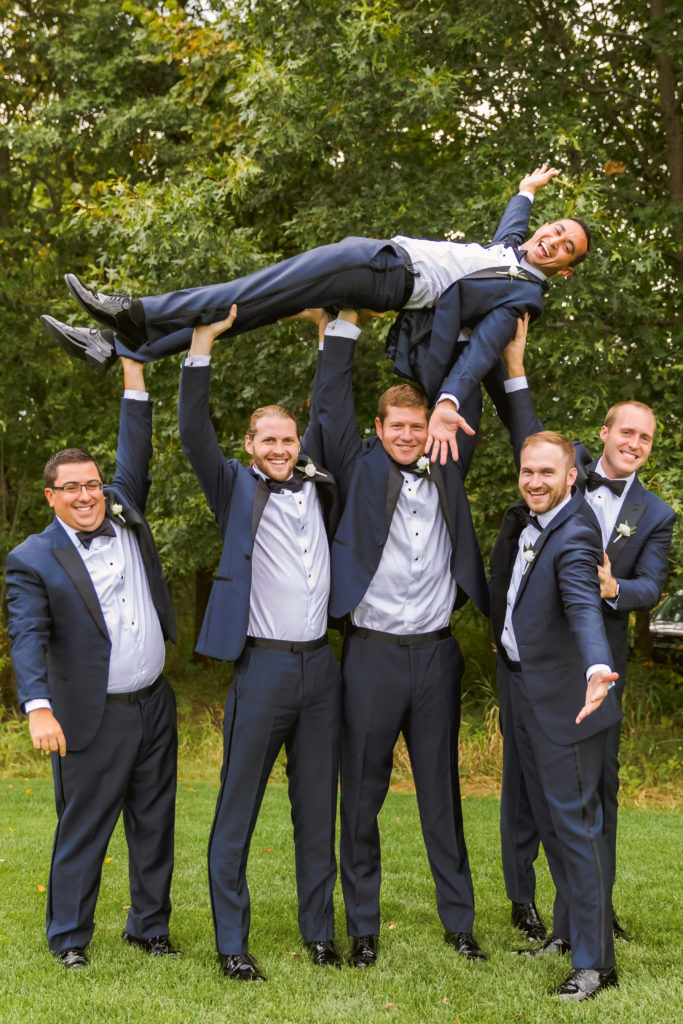 Erin Schmidt Photography | Metro Detroit Wedding Photographer | Cushing Field House wedding photos